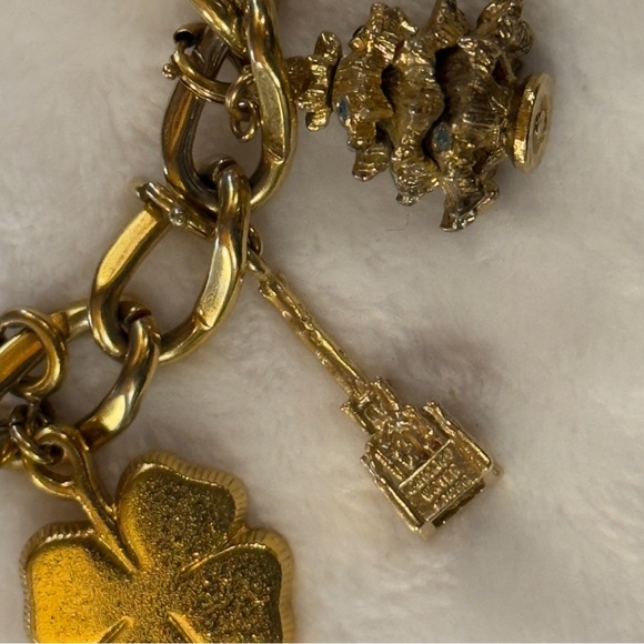 Vintage Gold Tone Monet Charm Bracelet Fish Christmas Snowman Sailboat Clover - Picture 5 of 15